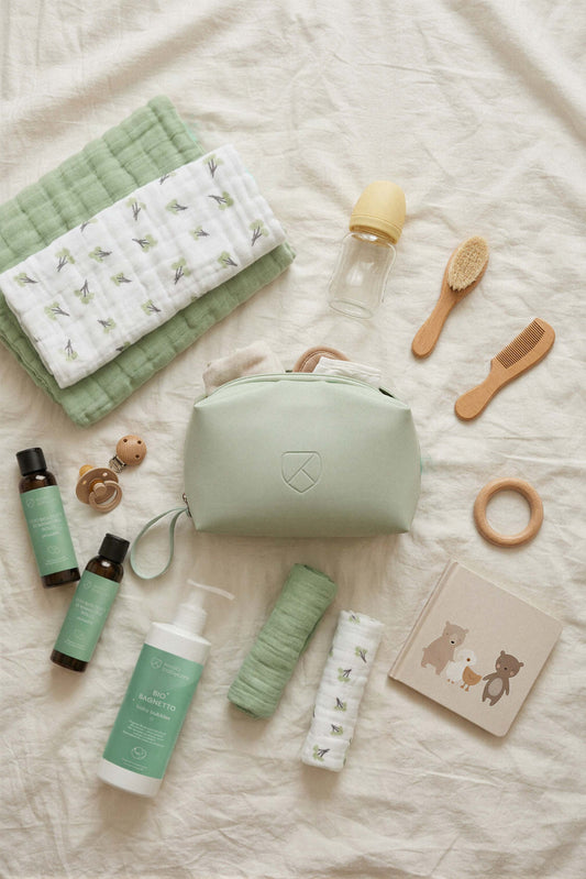 NECESSAIRE Baby Beauty Case - Gum Pale Green