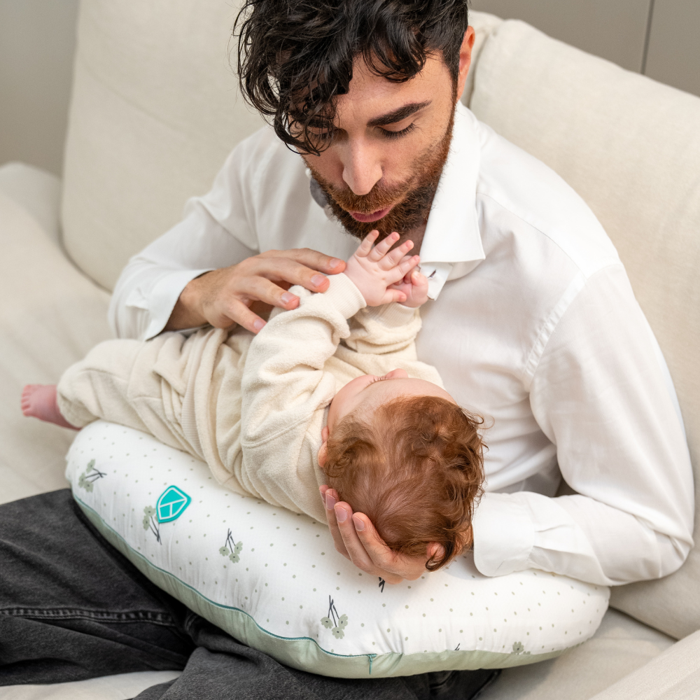 Breastfeeding Comfort Set