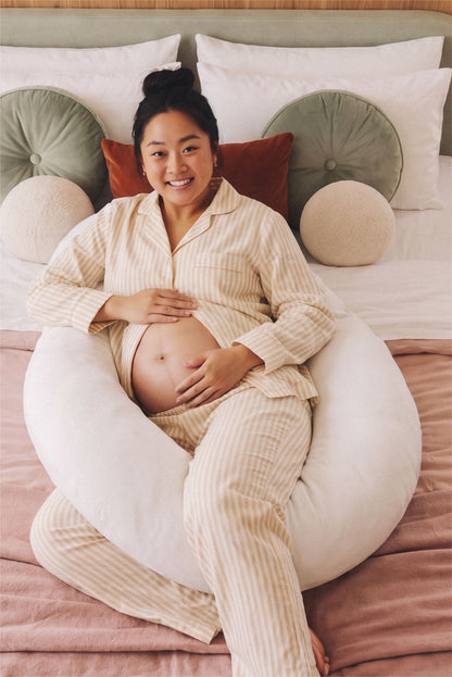 HUGS Pregnancy and Breastfeeding Pillow - Light Grey