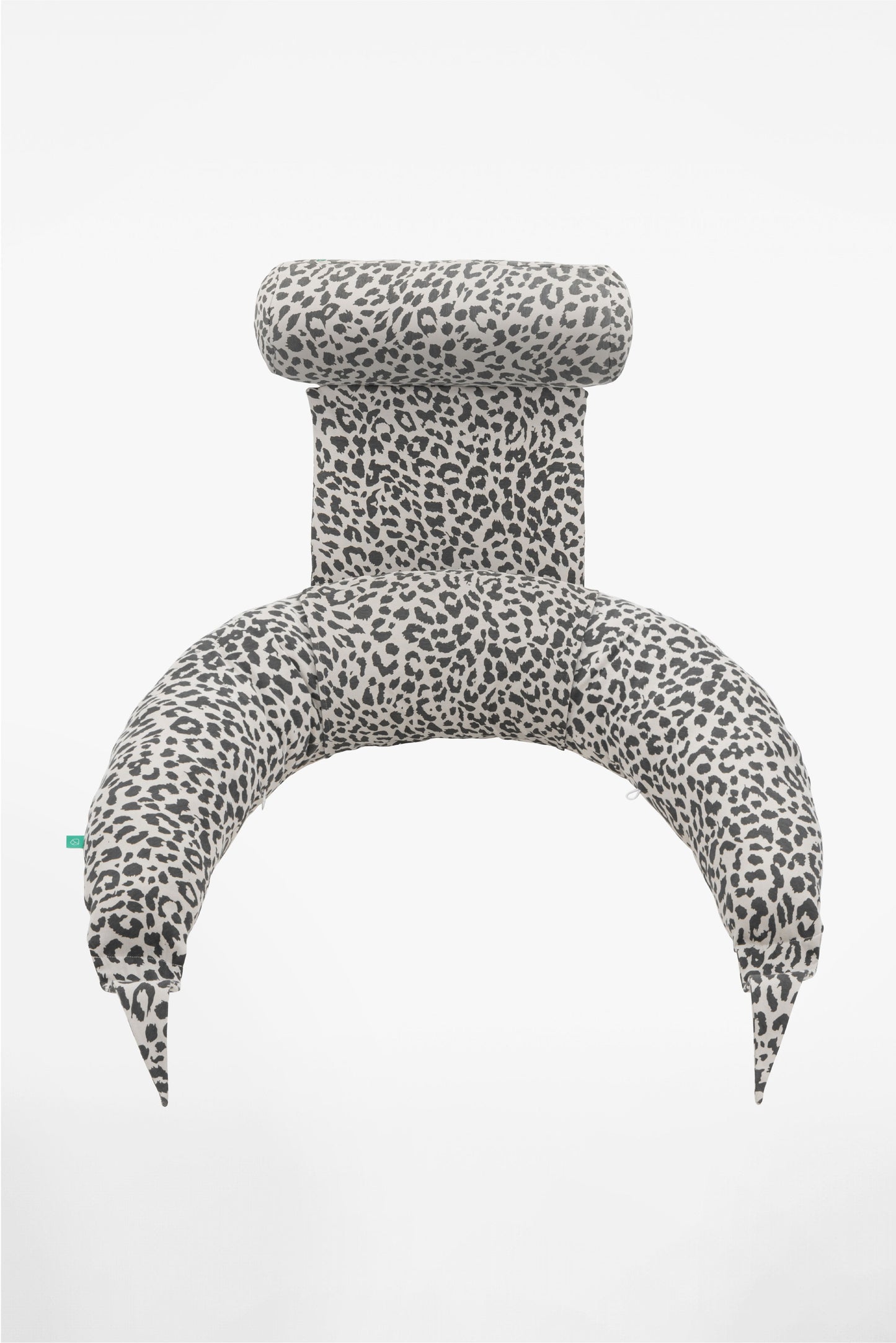 hugs plus pregnancy and breastfeeding pillow - leo white grey